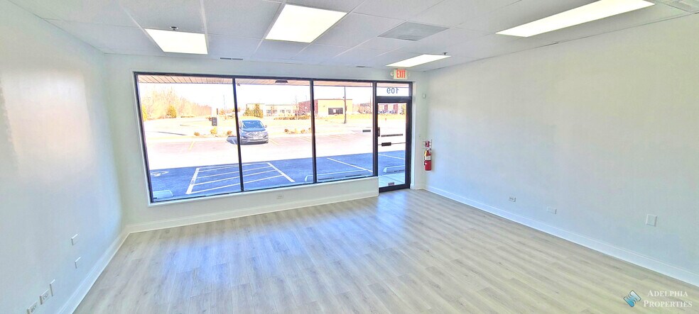 More Photos Of 101 Romeo Rd, Romeoville General Retail For Lease
