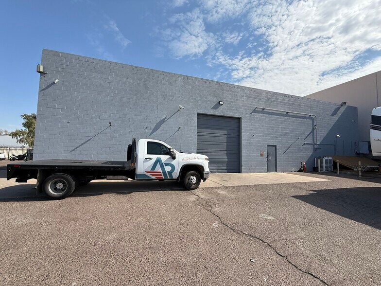 More Photos Of 3321 E Atlanta Ave, Phoenix Warehouse For Sale