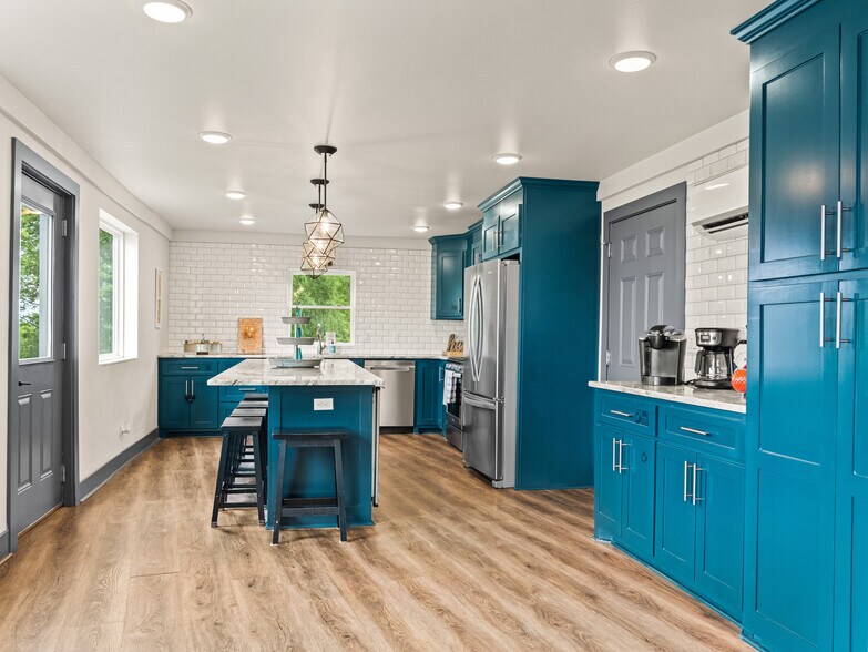More Photos Of 896 Mount Riante Rd, Hot Springs Specialty For Sale