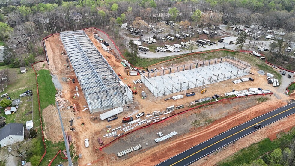 More Photos Of 2570 Atlanta hwy, Cumming Storefront For Lease