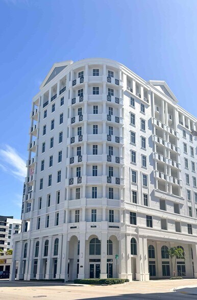 Primary Photo Of 3850 Bird Rd, Miami Office For Sale