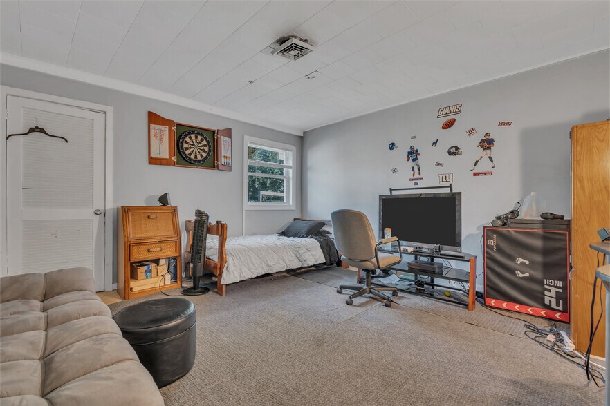 More Photos Of 387 Route 9, Eagleswood Township Storefront For Sale