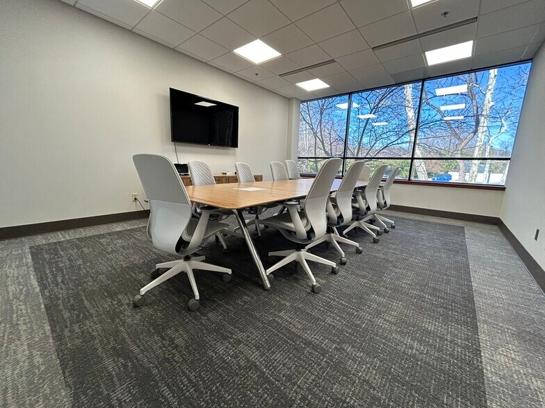 More Photos Of 165 Township Line Rd, Jenkintown Office For Lease