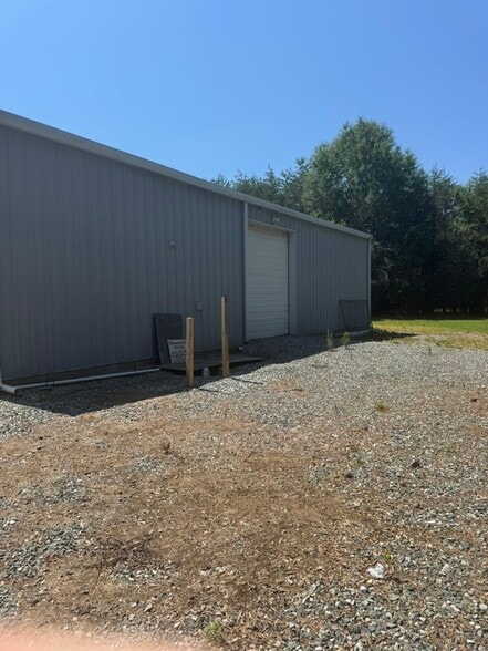 More Photos Of 759 Jimmie Kerr Rd, Haw River Auto Repair For Sale