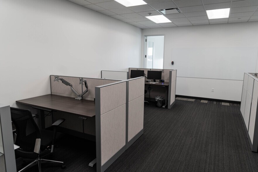 More Photos Of 5920 Windhaven Pky, Plano Office For Lease