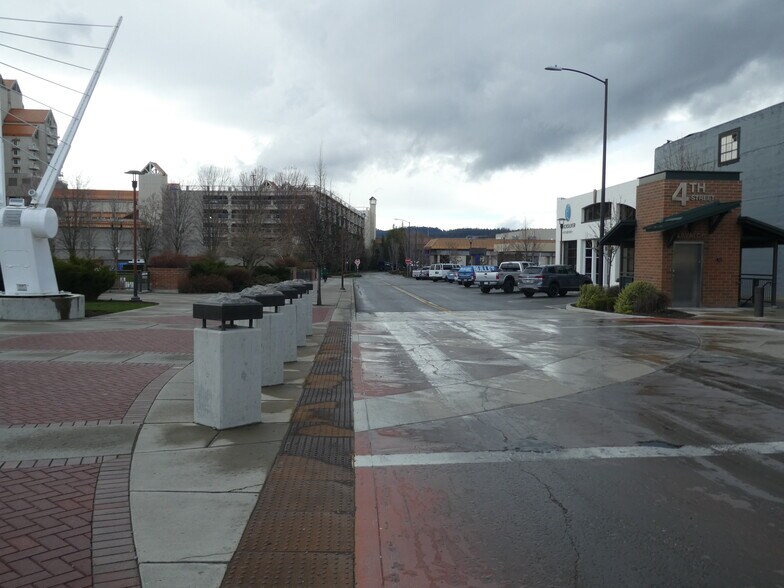 More Photos Of 115 S 4th St, Coeur d'Alene Storefront For Lease