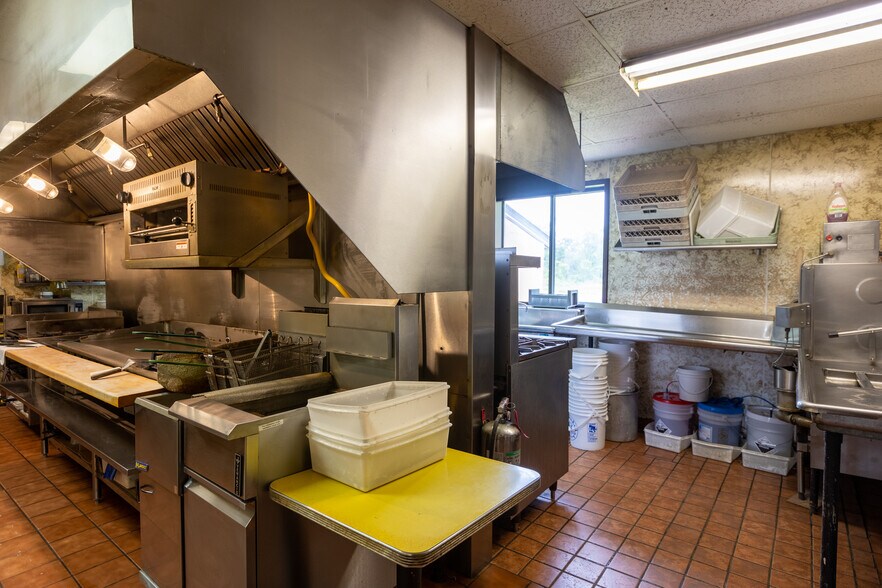 More Photos Of 2771 Scottsville Rd, Scottsville Restaurant For Sale