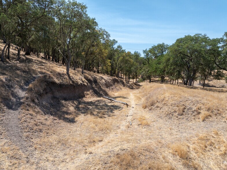 More Photos Of 0 Creston Road, Paso Robles Land For Sale