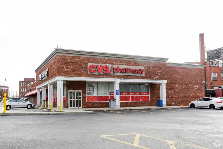 More Photos Of 4240 Pearl Rd, Cleveland Drugstore For Lease