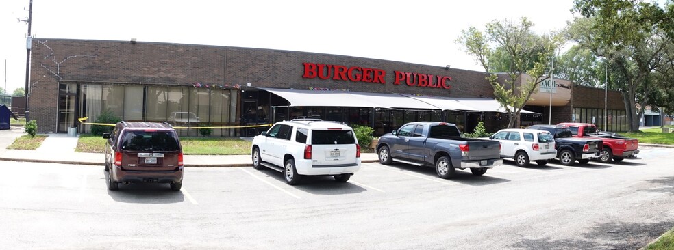 Primary Photo Of 10887 S Wilcrest Dr, Houston Storefront For Sale