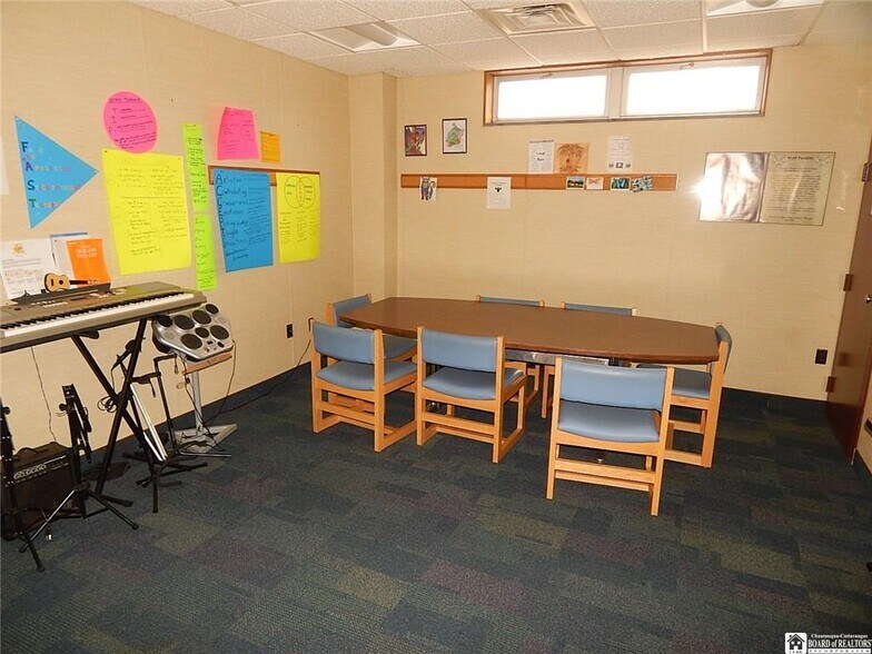 More Photos Of 355 Central Ave, Fredonia Storefront Retail Office For Lease