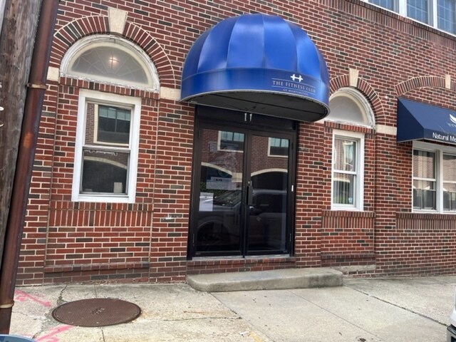 More Photos Of 11 Stewart Ave, Huntington Medical For Lease