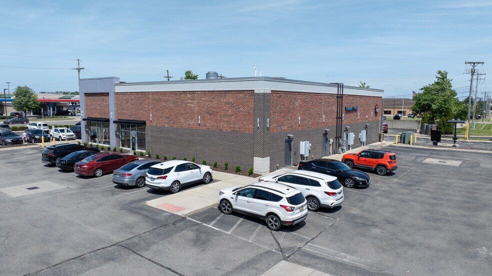More Photos Of 27810 23 Mile Rd, Chesterfield Storefront For Sale