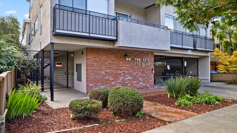 More Photos Of 2172 Blake St, Berkeley Apartments For Sale