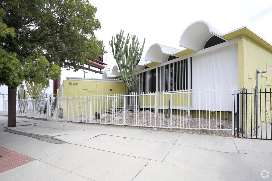 More Photos Of 5200 Venice Blvd, Los Angeles Loft Creative Space For Lease