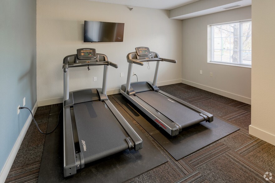 More Photos Of 110 E 1st St, Chaska Apartments For Lease