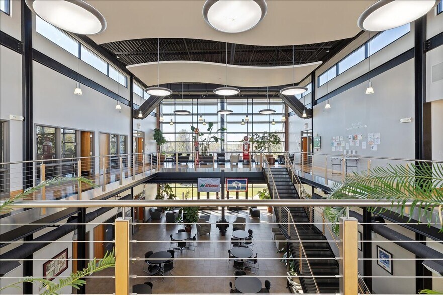 More Photos Of 300 Morrie Ave, Cheyenne Office For Sale