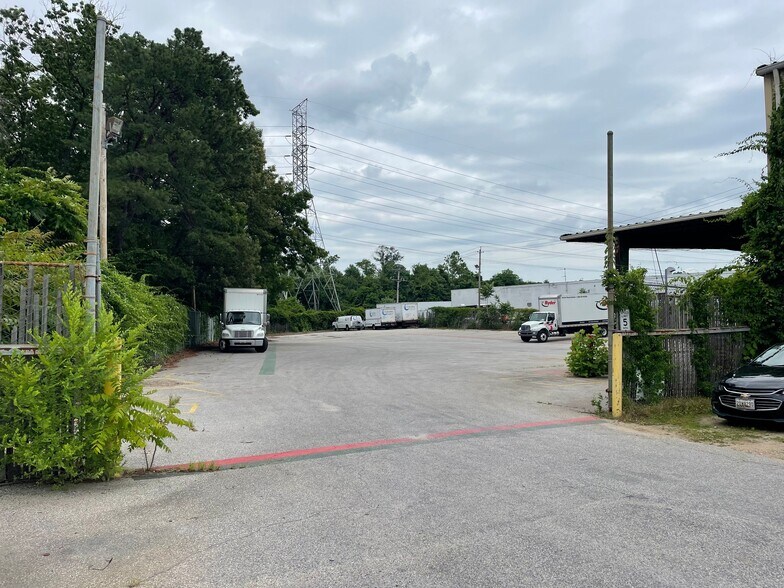 More Photos Of 124 N Langley Rd, Glen Burnie Warehouse For Lease