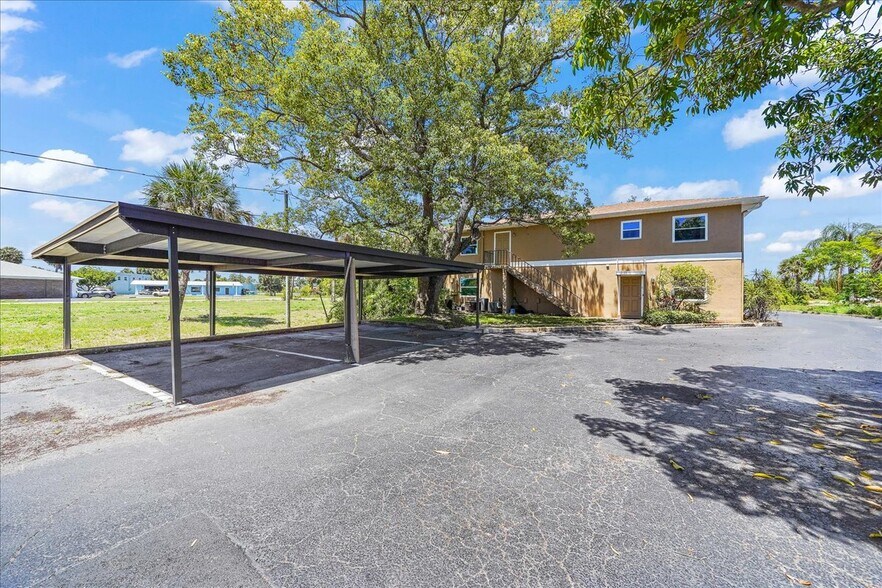 More Photos Of 111 Scott St, Melbourne Office For Sale