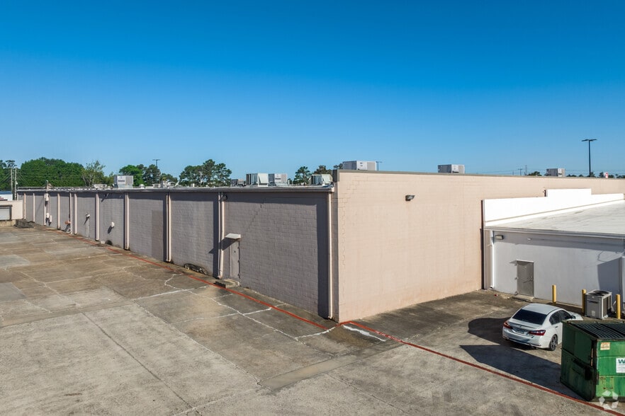 More Photos Of 125-489 Sawdust Rd, The Woodlands Unknown For Lease