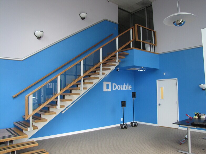 More Photos Of 828 Airport Blvd, Burlingame Research And Development For Lease