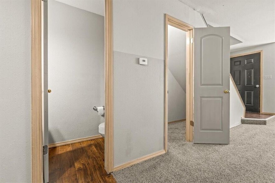 More Photos Of 15 Pivot Rock Rd, Eureka Springs Apartments For Sale