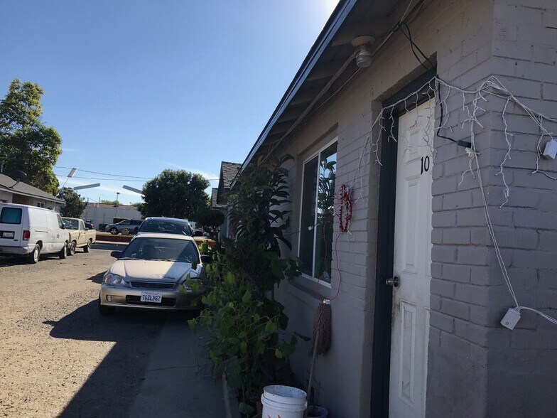 More Photos Of 909 N Broadway, Santa Maria Hotel For Sale