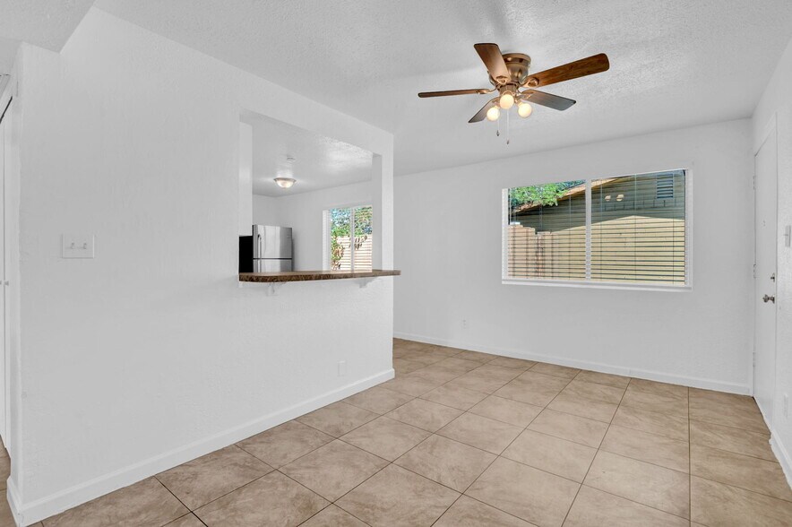 More Photos Of 510 N Horne, Mesa Apartments For Sale