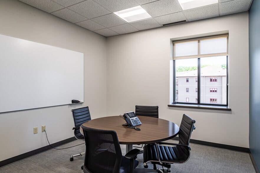 More Photos Of 2 Copeland Ave, La Crosse Office For Sale
