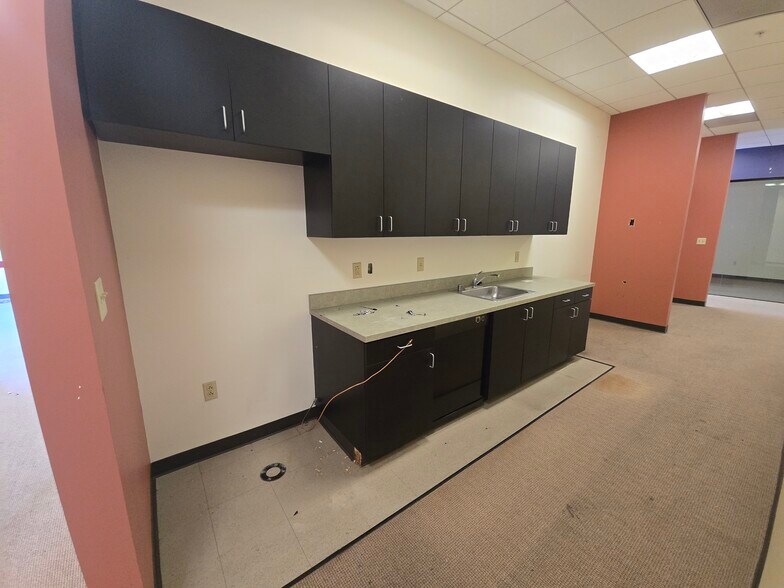 More Photos Of 7598 Monterey St, Gilroy Apartments For Lease