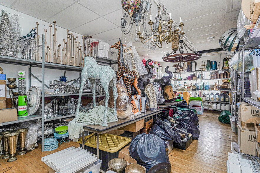 More Photos Of , Freeport General Retail For Sale