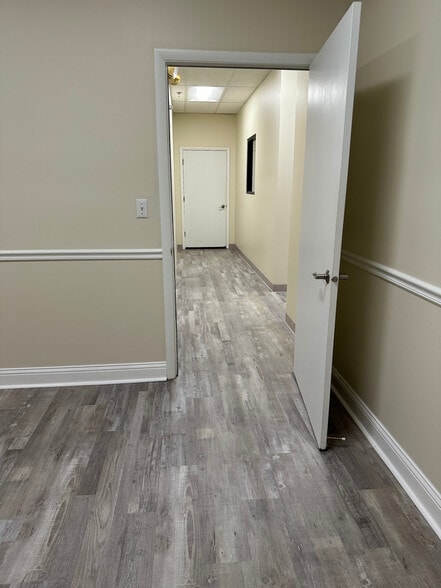 More Photos Of 3033 Ogden Ave, Lisle Medical For Lease