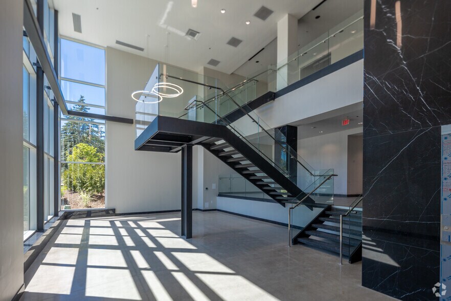 More Photos Of 645 W Grand River Ave, Howell Medical For Lease