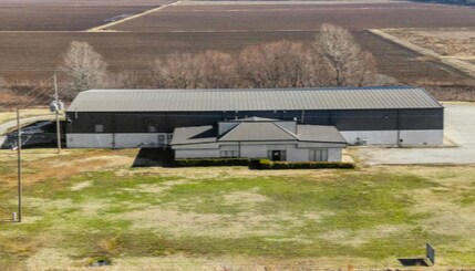 More Photos Of 885 S Miller St, Walnut Ridge Warehouse For Sale