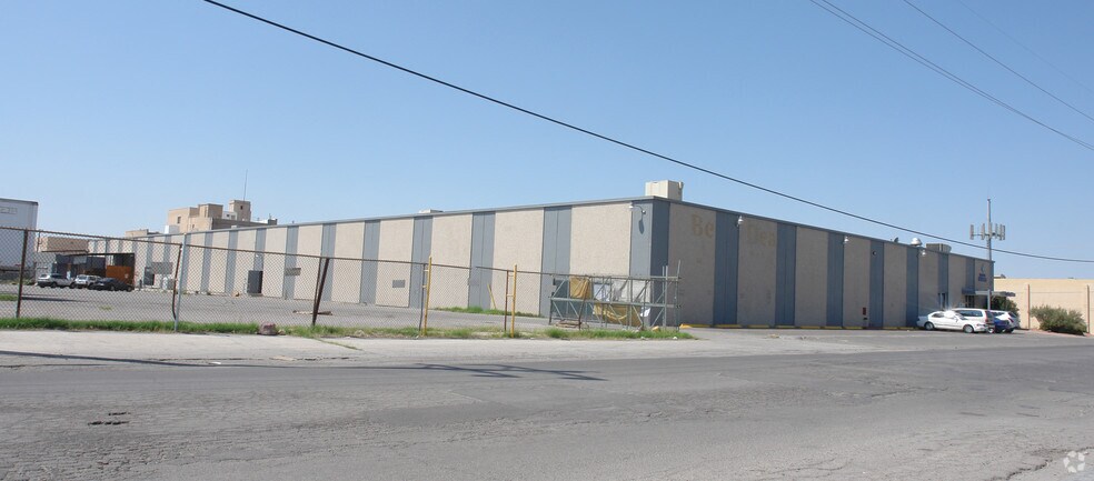 More Photos Of 3700 Durazno Ave, El Paso Light Distribution For Lease