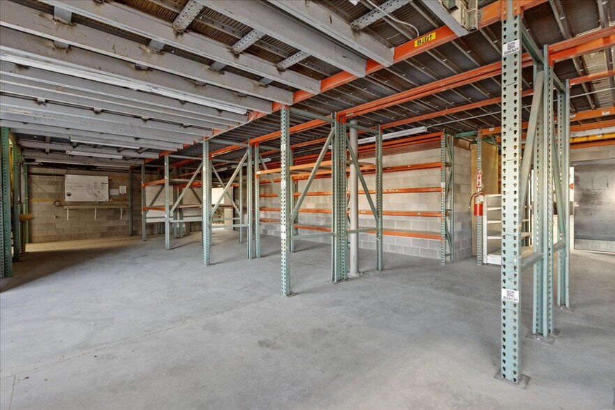 More Photos Of 12104 Deike Ct, Cheyenne Truck Terminal For Sale