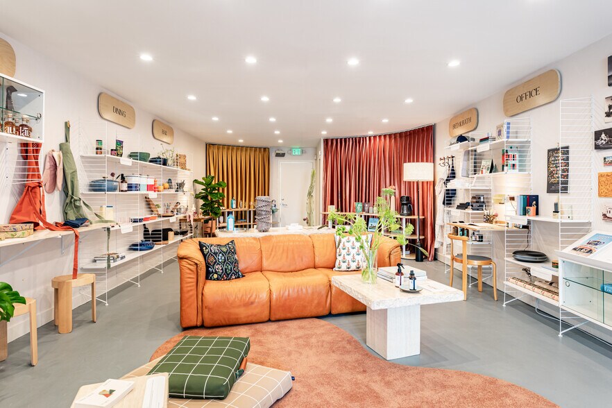More Photos Of 1306 Abbot Kinney Blvd, Venice Storefront Retail Office For Lease