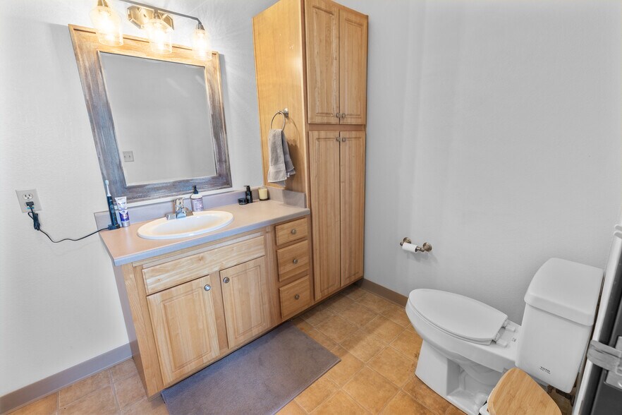 More Photos Of 1120 E Parkway Ave, Oshkosh Multifamily For Sale