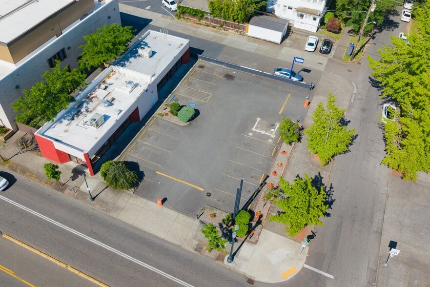 More Photos Of 5601 NE Martin Luther King Jr Blvd, Portland Freestanding For Lease