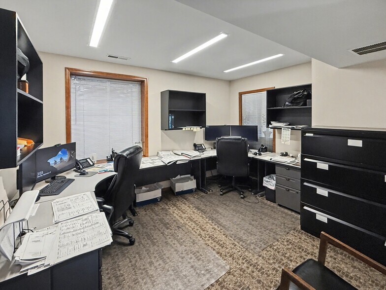 More Photos Of 1038 W Davidson Ave, Coeur d'Alene Office For Sale