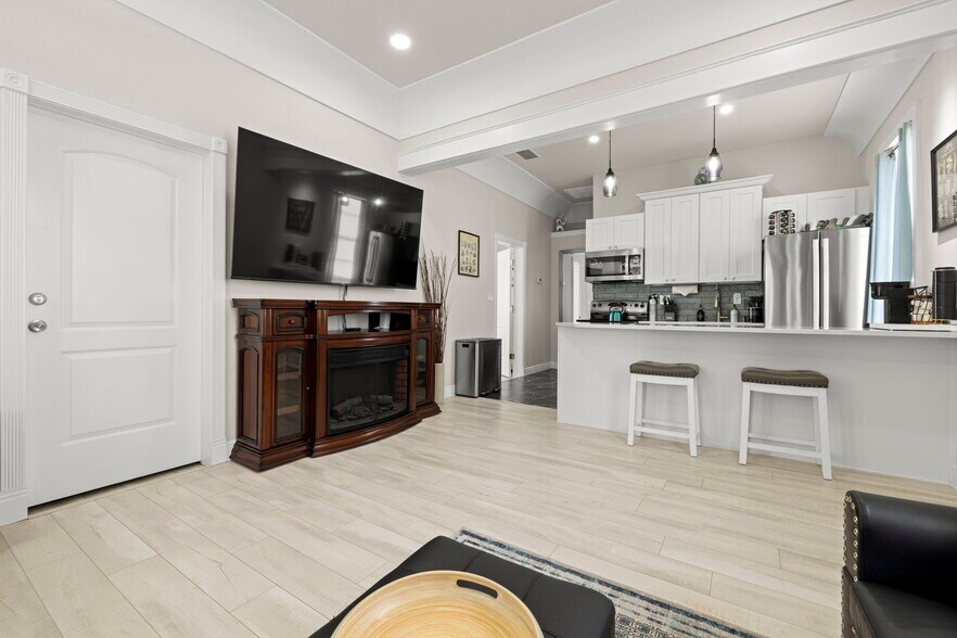 More Photos Of 2526 W Union St, Tampa Multifamily For Sale