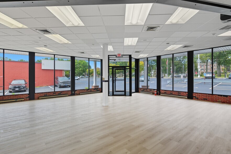 More Photos Of 52 East St, Ludlow General Retail For Lease