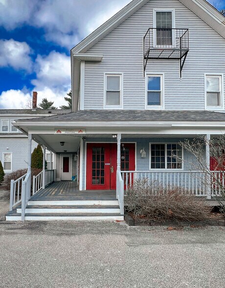 More Photos Of 122 Lafayette Rd, North Hampton Apartments For Lease