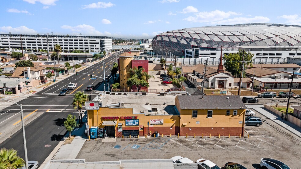 More Photos Of 3960 W 104th St, Inglewood Storefront For Sale