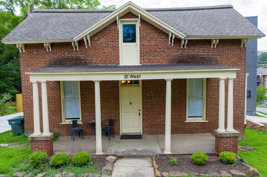 Primary Photo Of 21 N West Ave, Fayetteville Office For Lease