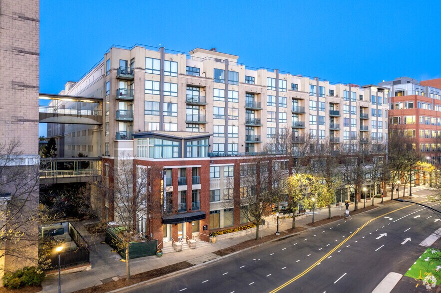 More Photos Of 120 N Cedar St, Charlotte Apartments For Lease