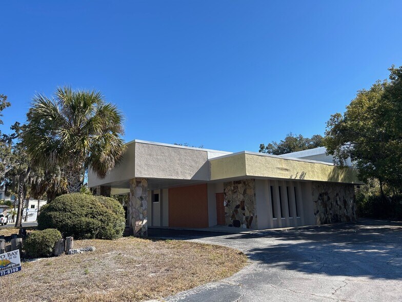 Primary Photo Of 5424 Grand Blvd, New Port Richey Office For Sale