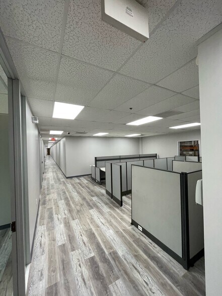 More Photos Of 1455 E Sam Houston Pky S, Pasadena Unknown For Lease