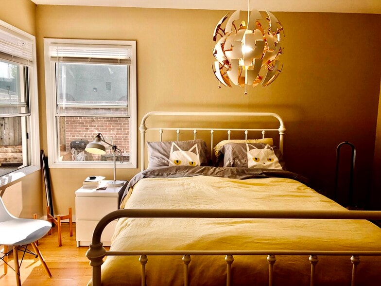 More Photos Of 986 Kains Ave, Albany Apartments For Sale