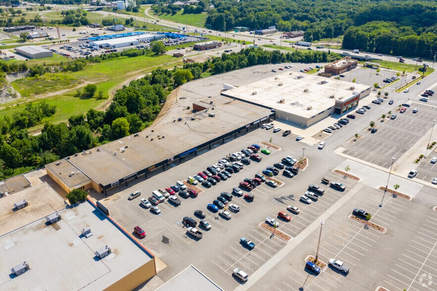 More Photos Of 534-598 SE Washington Blvd, Bartlesville Unknown For Lease